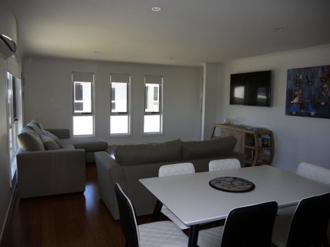 Westwood Villas - Bridport - Accommodation Perth 2