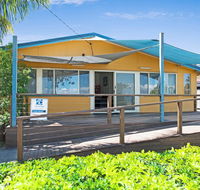 Wheelchair Friendly with water views - Welsby Pde Bongaree - Accommodation Perth