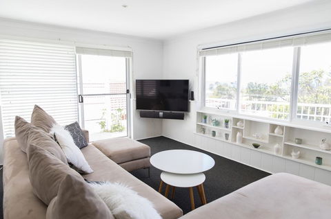White Beach Cottage - Accommodation Perth 3