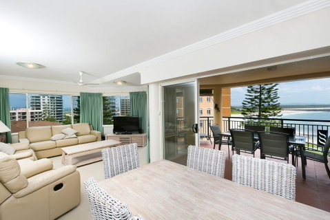 Whitesands, Unit 402, 34-38 North Street - Accommodation Perth 3