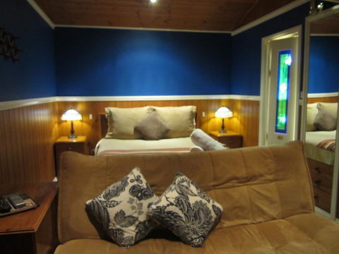Willowlake Cottages - Accommodation Perth 1