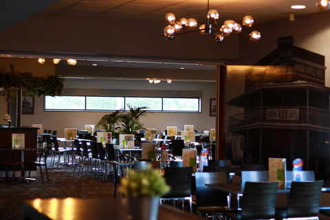 Windsor Castle Hotel - Accommodation Perth 2