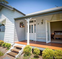 Wine Country Cottage located right at the Hunter Valley gateway close to everything - Accommodation Perth