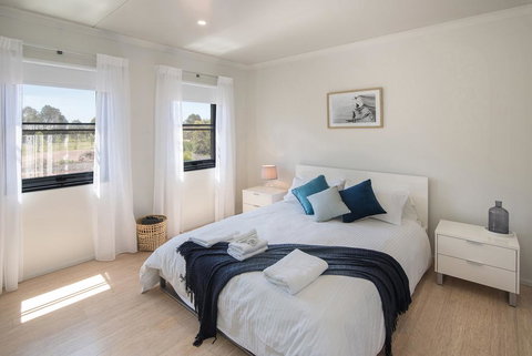 Wirraway Luxury Chalet - Accommodation Perth 3