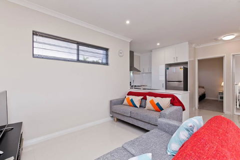 Woodlands - Home With A View - Accommodation Perth 0