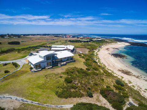 Wytonia Beachfront Accommodation - Accommodation Perth 0