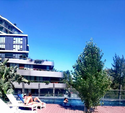 Yarra River Luxury 1BD Apartment - Accommodation Perth 0