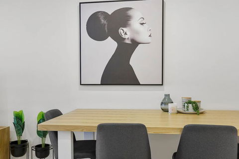 YARRA - YARRA Toorak Rd & Chapel St. Pool, Gym & Parking - Accommodation Perth 0
