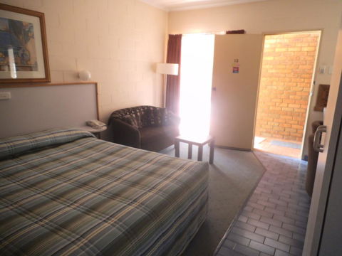 Yarragon Motel - Accommodation Perth 2