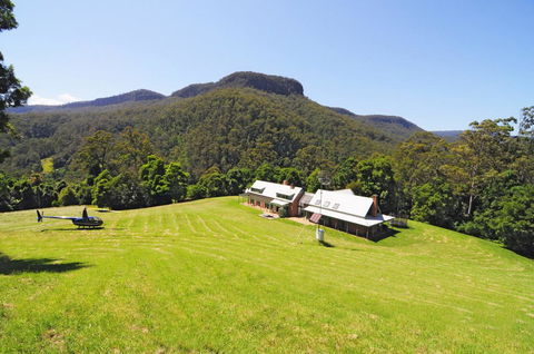 Yeola - Lush Location With River Access! - Accommodation Perth 1