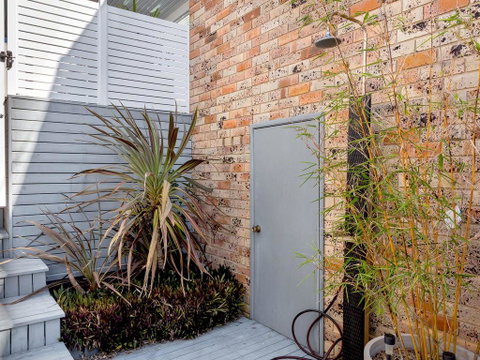 Yenangoon - Walking Together@ Corlette - Accommodation Perth 3