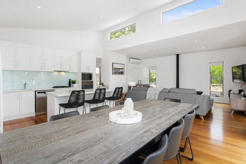 YOU, ME AND THE SEA - BLAIRGOWRIE - Accommodation Perth 0