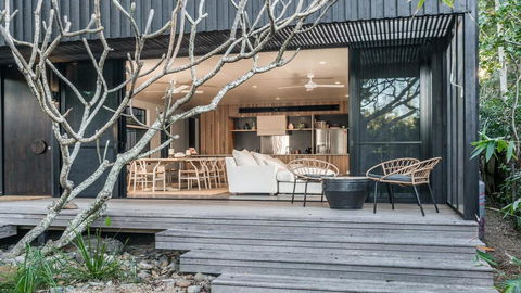 Your Luxury Escape - Tallowood - Suffolk Park - Accommodation Perth 0