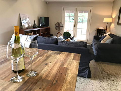 YSG The Edward Townhouse 151 - Walk To Town - Accommodation Perth 2