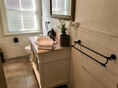 YSG The Edward Townhouse 153 - Walk To Town - Accommodation Perth 3