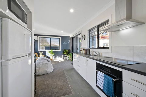 Zoo Villas: Villa Giraffe - Central Wynyard - Accommodation Perth 1