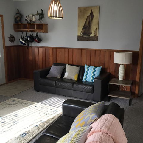 Rose Cottage Sisters Beach Accommodation - Accommodation Perth 3