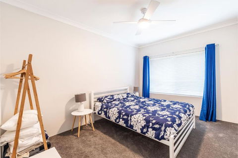 Adriana 4 Open Plan Living With Backyard - Accommodation Perth 4