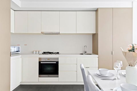 A 2BR Apt Near Melbourne Central Amazing Views - Accommodation Perth 2