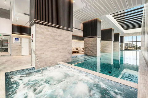 A 2BR Apt Near Melbourne Central & QV Market - Accommodation Perth 3