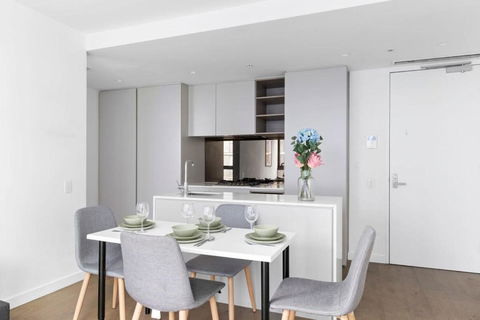 A 2BR Apt Near Melbourne Central & QV Market - Accommodation Perth 4