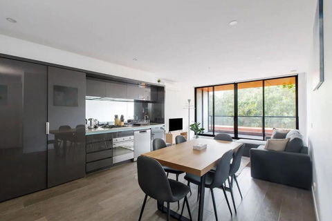 A 3BR Apt Next To Melbourne Zoo FREE Parking - Accommodation Perth 0