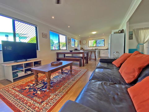 A AMITY BEACH BABY - Accommodation Perth 2