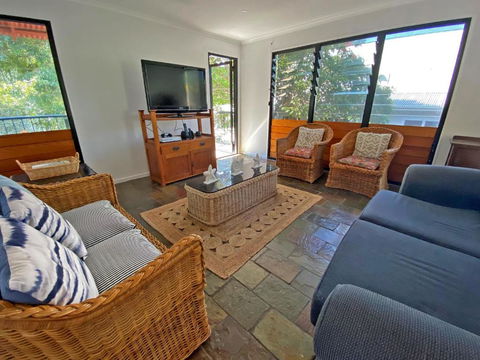 A BEACH AFFAIR - Accommodation Perth 1