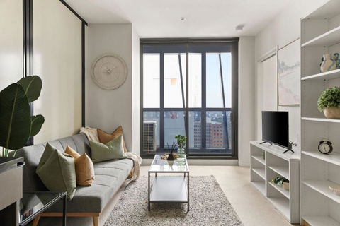 A Chic & Comfy 2BR Apt On Collins With City Views - Accommodation Perth 0