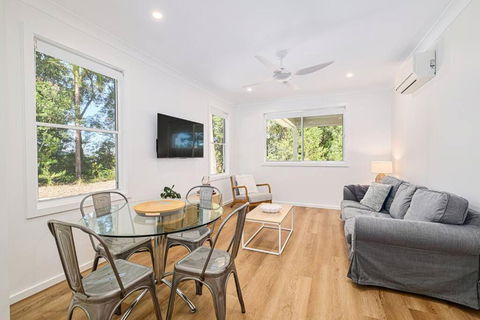 A Coastal Hideaway - Perth Resorts 1