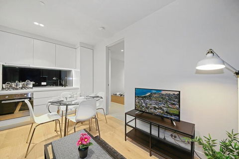 A Cozy & Stylish 2BR Suite In Melbourne CBD - Accommodation Perth 3