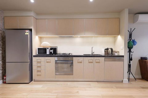 A Flagstaff Gardens Favourite - Accommodation Perth 3