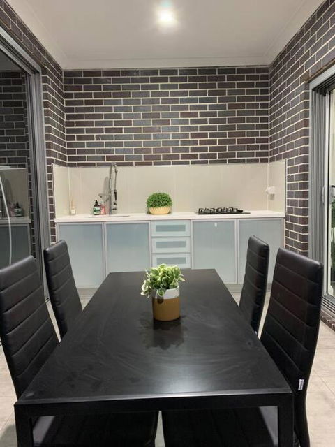 A Pleasant & Sweet Home - Accommodation Perth 3