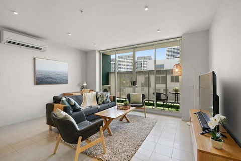 A River-side 2bdm Footscray Oasis + Parking - Accommodation Perth 4