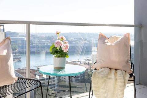 A Spacious 2BR Apt With An Amazing View Over Darling Harbour - Accommodation Perth 0