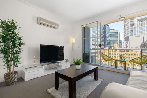 A Stylish Apt City Views Next To Darling Harbour - Accommodation Perth 0