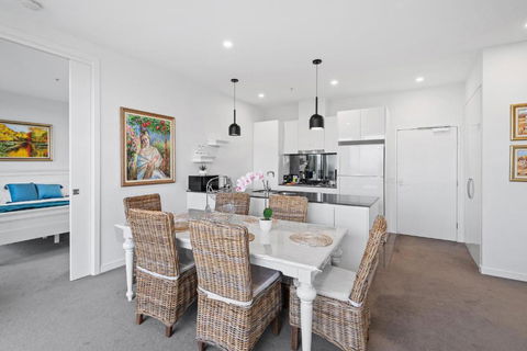 A Taste Of Paradise In Inner City Suburbia - Accommodation Perth 3