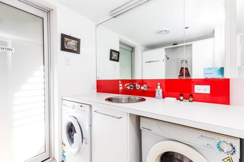 AAA Coke Shack - Accommodation Perth 1