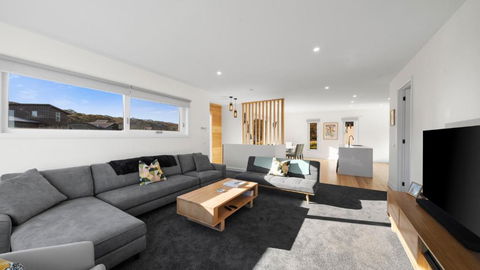 About Time - Accommodation Perth 2