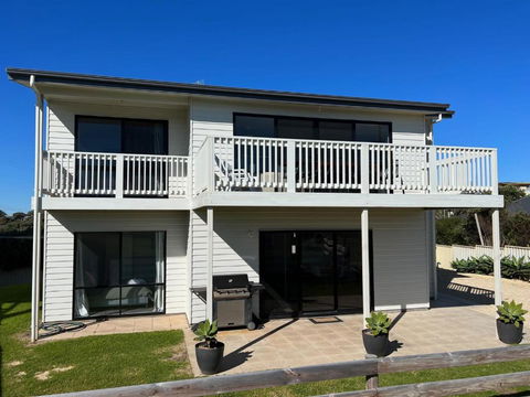 ACACIA - 6 Joy Tce Pets Welcome Outside - Accommodation Perth 0