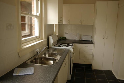 Accommodation Sydney Rockdale - 2 Bedroom Pet Friendly Budget Apartments With Balconies - Perth Resorts 1