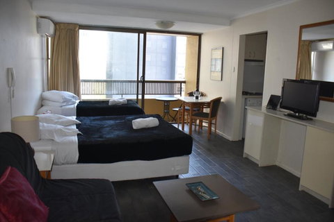 Accommodation Sydney City Centre Hyde Park Plaza Pet Friendly Studio With Balcony Apartment - Accommodation Perth 4