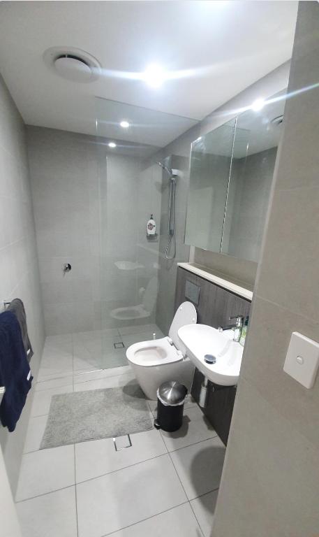 Accor Stadium Luxury - 3 Bed 2 Baths, Sleeps 6, Pool, Parking If Available- NO PARTIES - Accommodation Perth 1