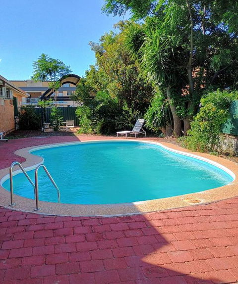 Across Country Motor Inn & Cottages - Accommodation Perth 4