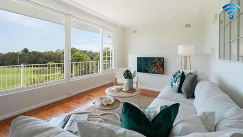 Adelong - Accommodation Perth 0