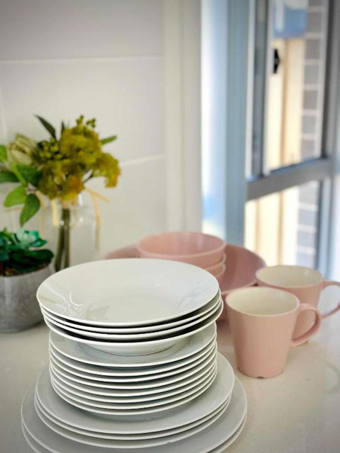 Adorable Modern 4 Br House WiFi & Parking - Accommodation Perth 3