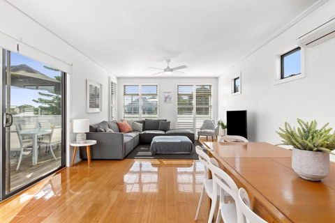 Adrift At Ocean Grove - Accommodation Perth 1