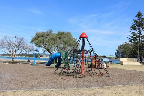ADS On Collins - 4 Bedroom And Pet Friendly - Accommodation Perth 2