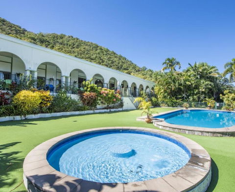 AFFORDABLE ISLAND ESCAPE! Queen Studio, Nelly Bay - Perth Resorts 0