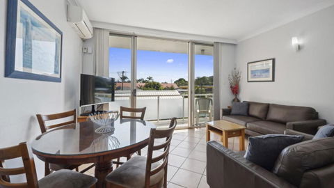 Affordable, Pool, Spa, Beach, Bbq, Sleeps 4 - Accommodation Perth 1